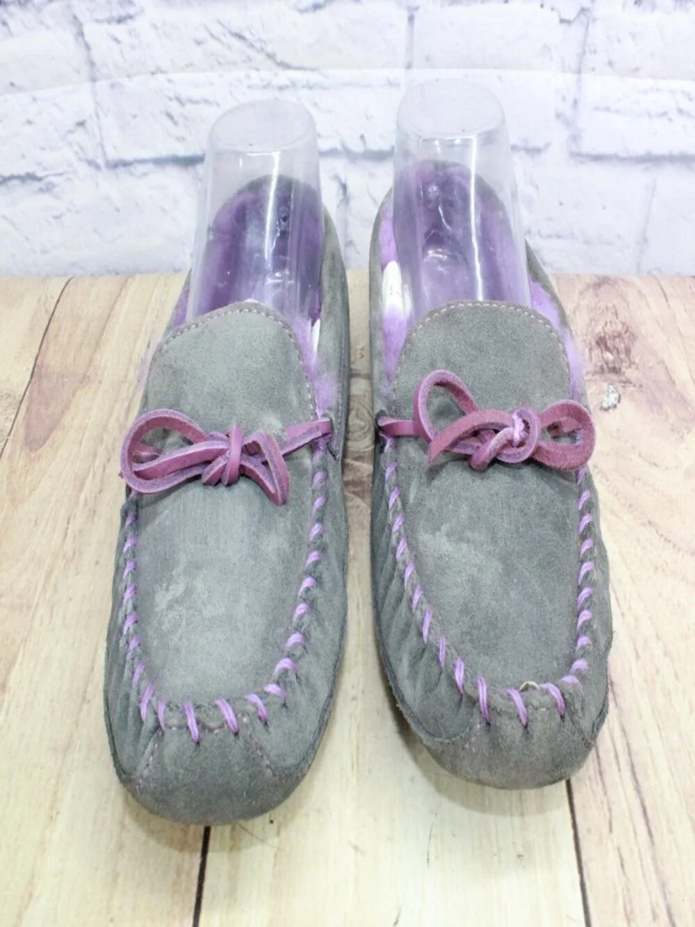 LL Bean Kids Gray Suede Wicked Good Shearling Lined Moccasin Slipper Size 5
